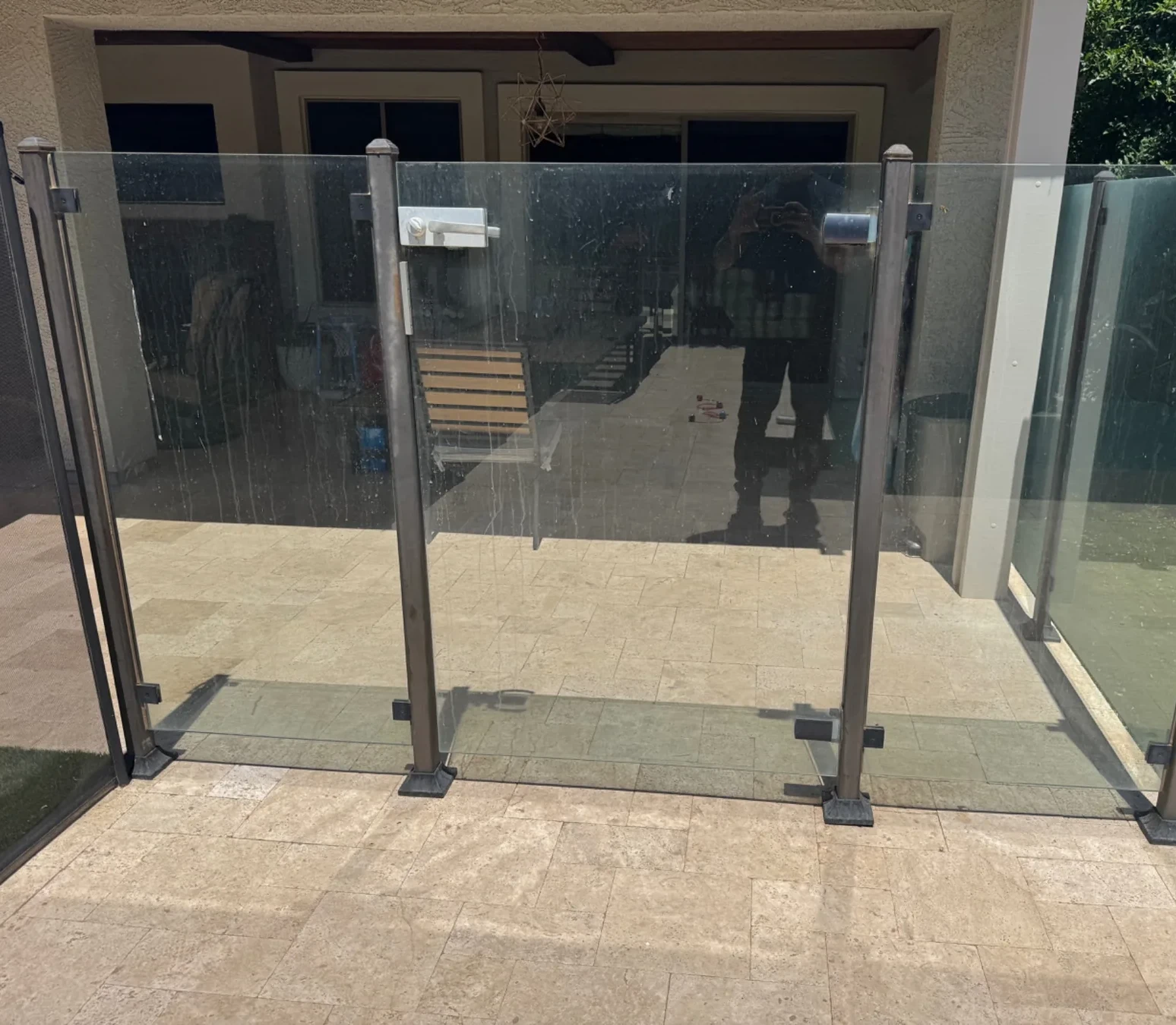Pool glass before hard-water removal